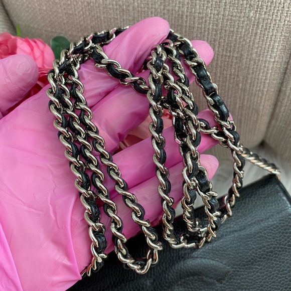 ❌SOLD ON E🅱️🅰️Y❌🌼 Chanel Caviar CC Timeless BLACK WOC With Card &dust bag SHW - Picture 11 of 17